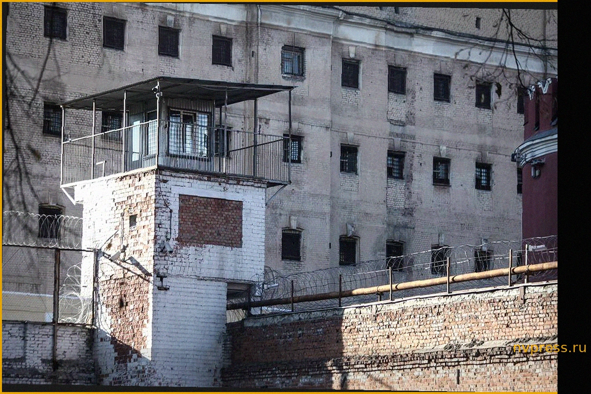 Суд в Подмосковье арестовал курьера, забравшего у женщины 1,5 миллиона рублей